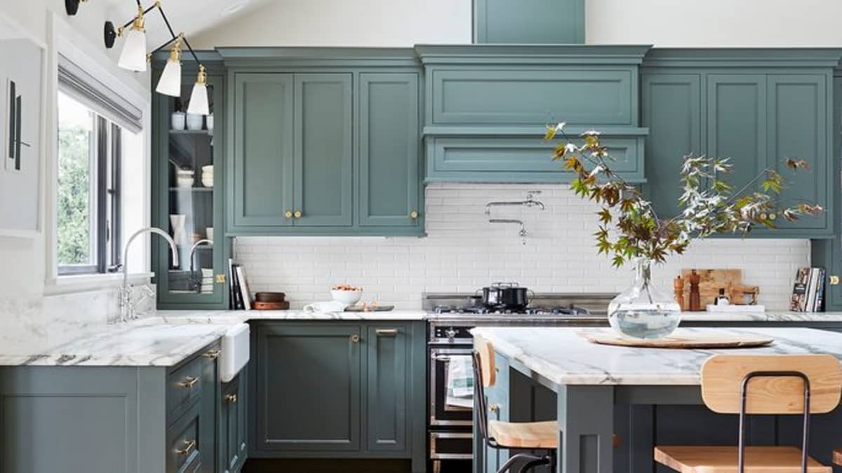 Why You Should Choose Gray Cabinets for Your Kitchen - CliqStudios