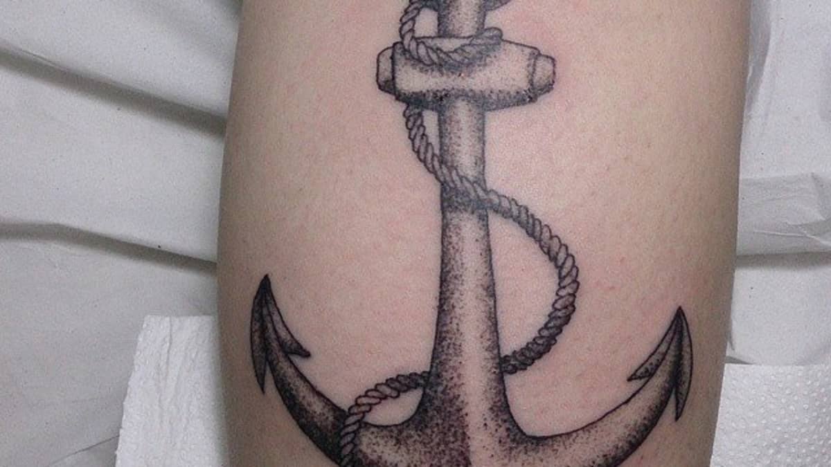 Anchor Tattoos50 Awesome Anchor Tattoo Designs For Men And Women