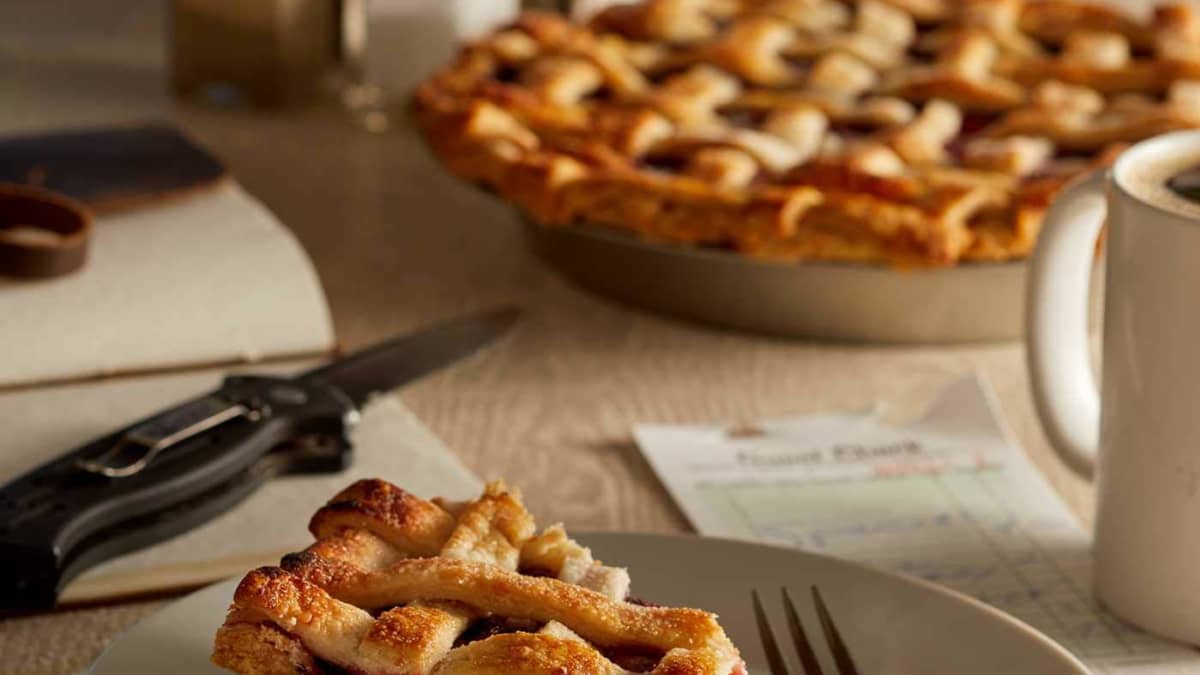 34 Cookbooks Inspired By Popular Tv Shows And Movies Delishably