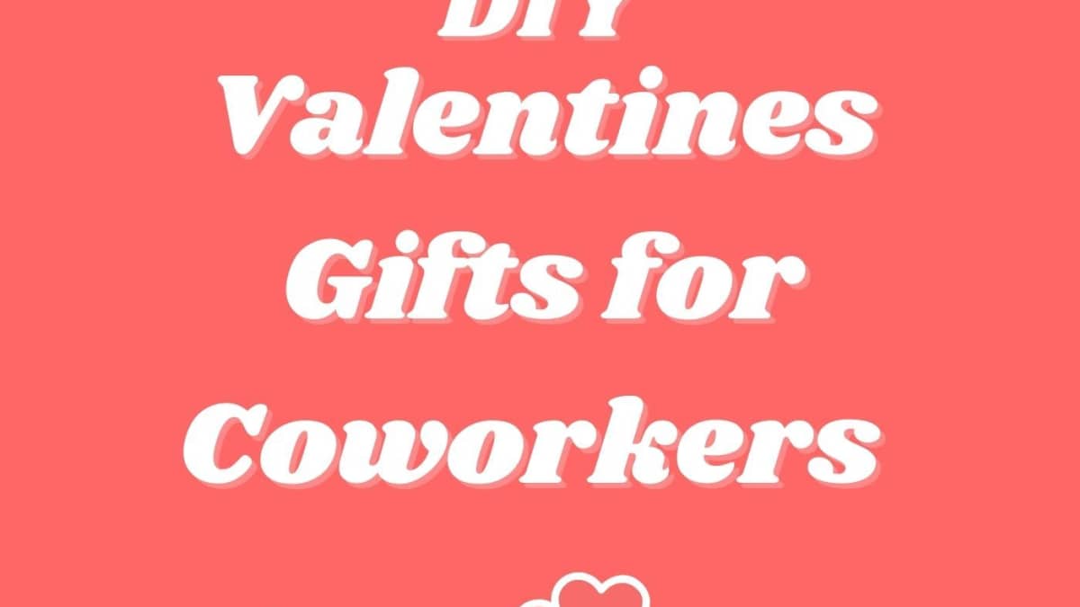 15 Best Gifts for Coworkers, Bosses and Clients that They'll Love this  Holiday Season - JetsetChristina