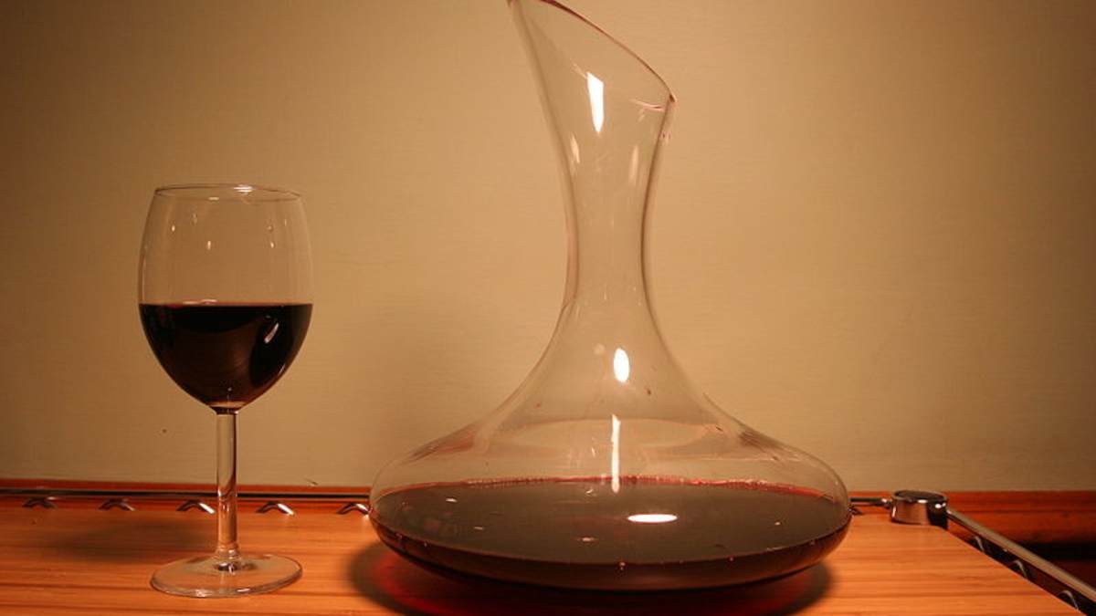 Wine Decanters: Learn the Different Types and Reasons to Use Them - HubPages