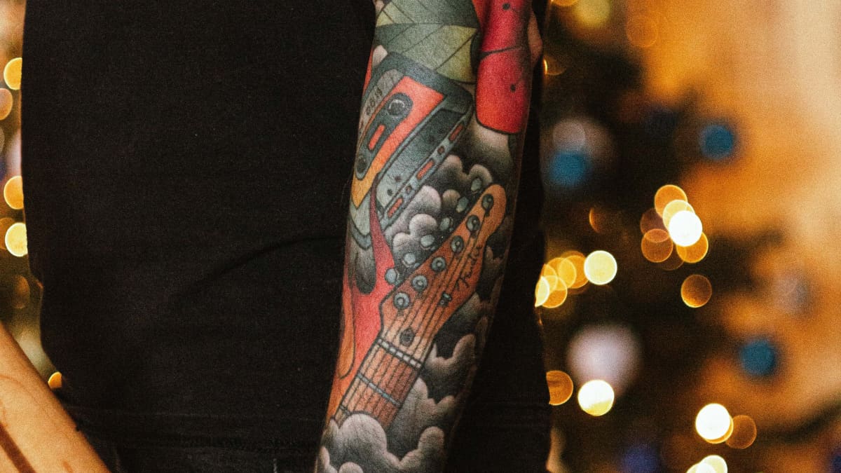 975 KROCK  If you could or have songs lyrics tattooed on your body  what lyric would it be Let us know and ENTER to WIN KRock Rolling Papers  and KRock Temporary