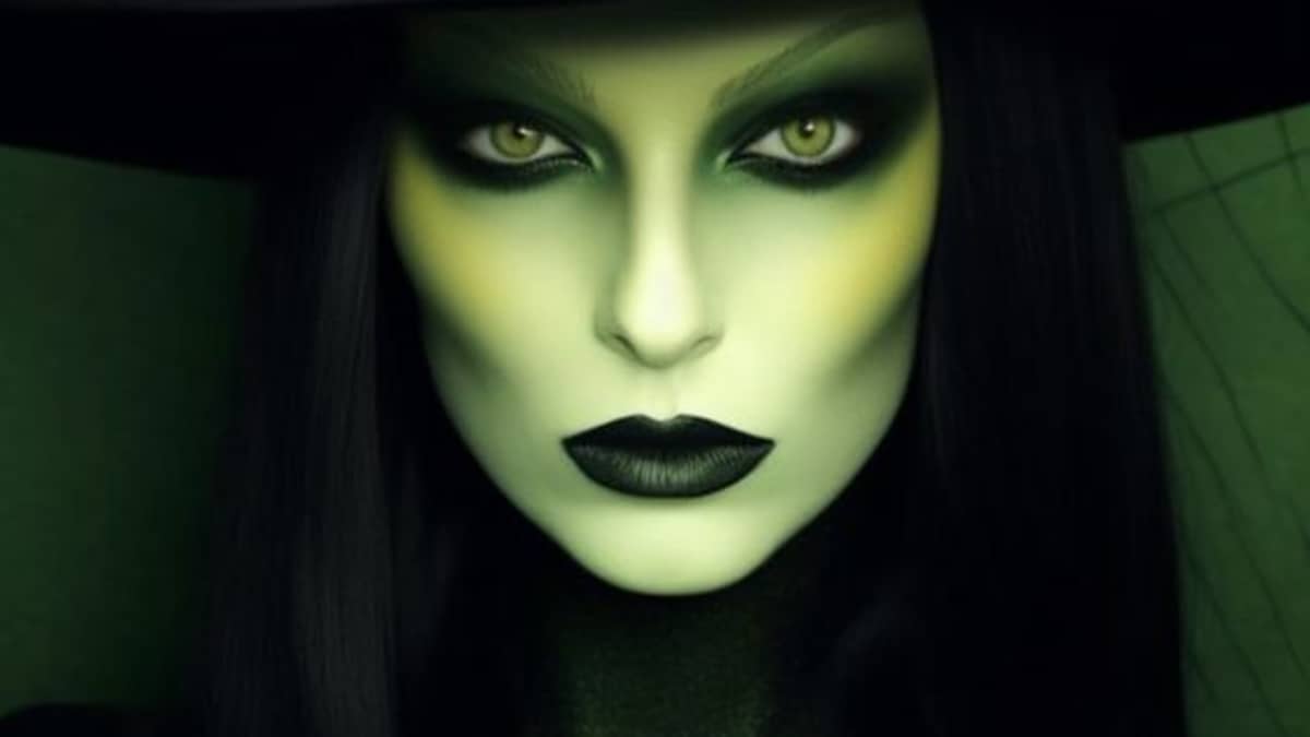 35+ Horrifying Halloween Makeup Ideas for Women - HubPages, image size:1200x675