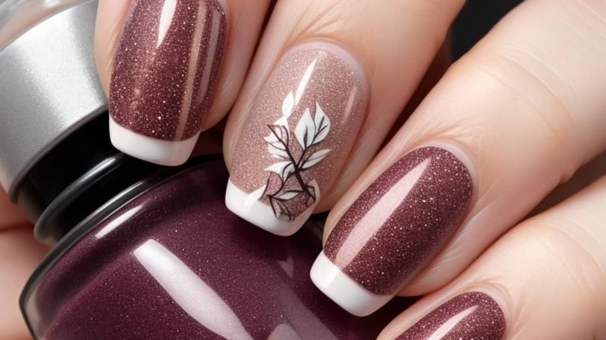 Pretty Pink Bridal Nail Art Ideas for Your Big Day