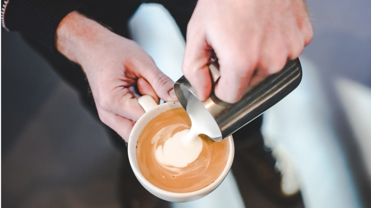 5 Easy Milk Frothing Techniques To Level Up Your Barista Game