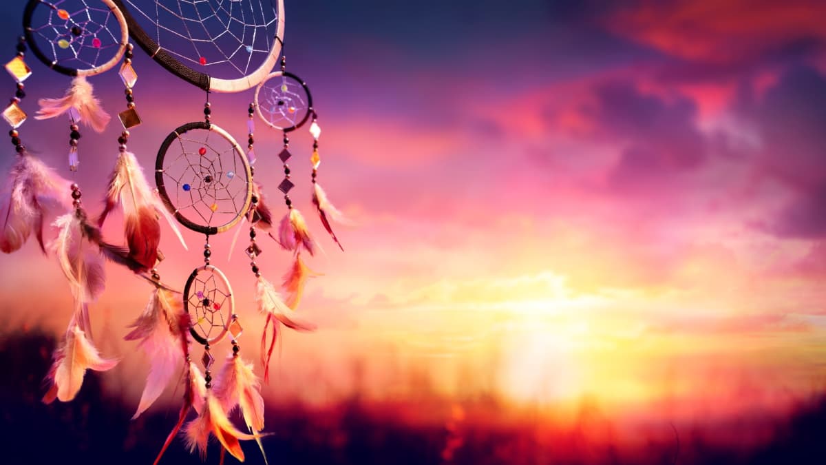 History and Tradition of the Dream Catcher - Owlcation