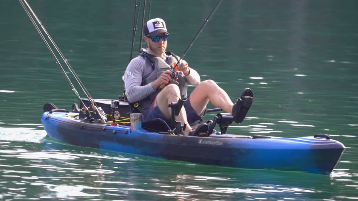 Paddle Vs. Pedaling Kayaks for Fishing - HubPages