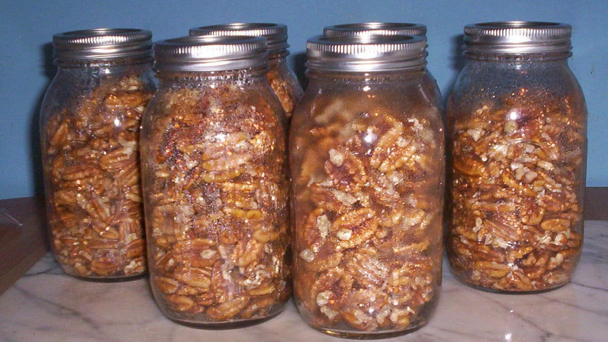 How To Preserve Pecans And Other Nuts In Mason Jars Delishably Food And Drink