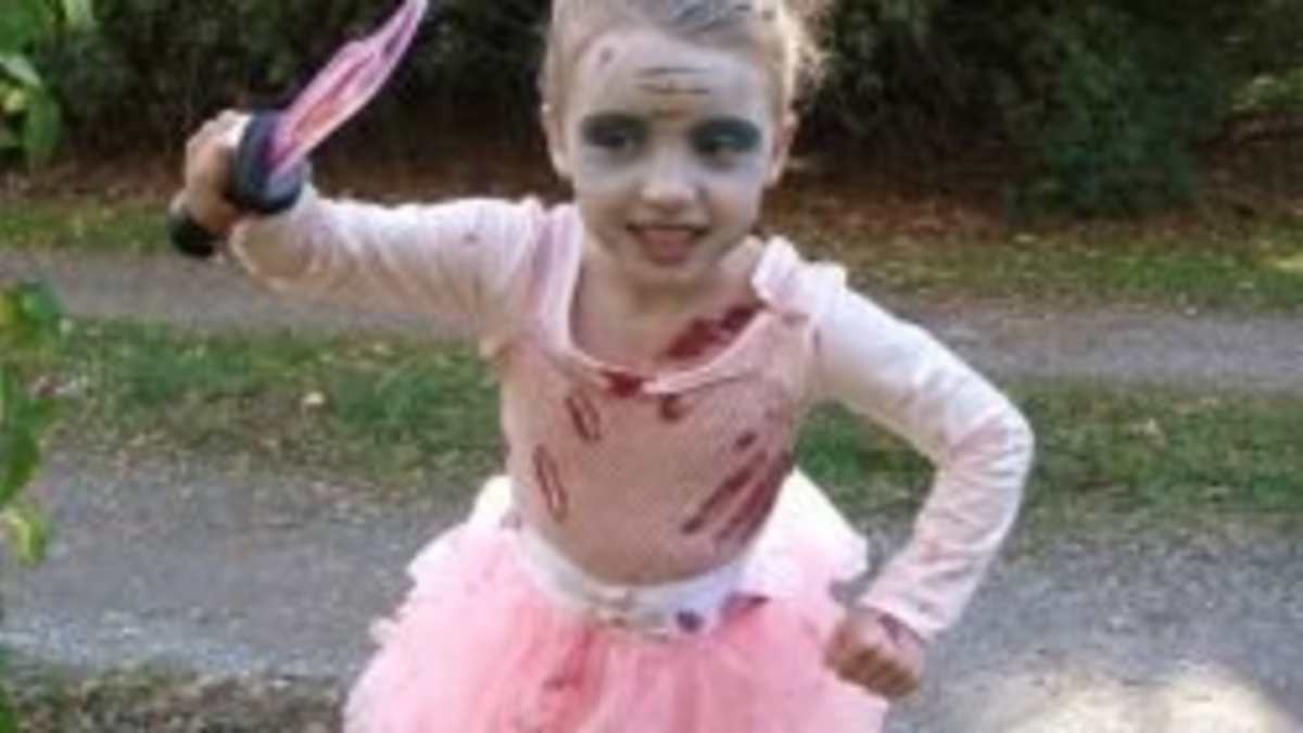 zombie princess dress up Already thinking about your Halloween costume this year? How about one of these Zombie Disney Princesses? Maureen Alexandra Naudts