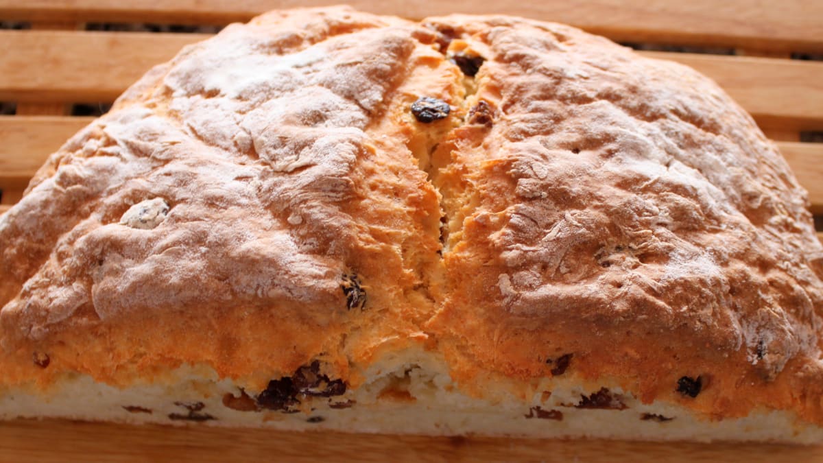 White Fruit Soda Bread Recipe A Delicious Traditional Irish Bread Recipe Hubpages