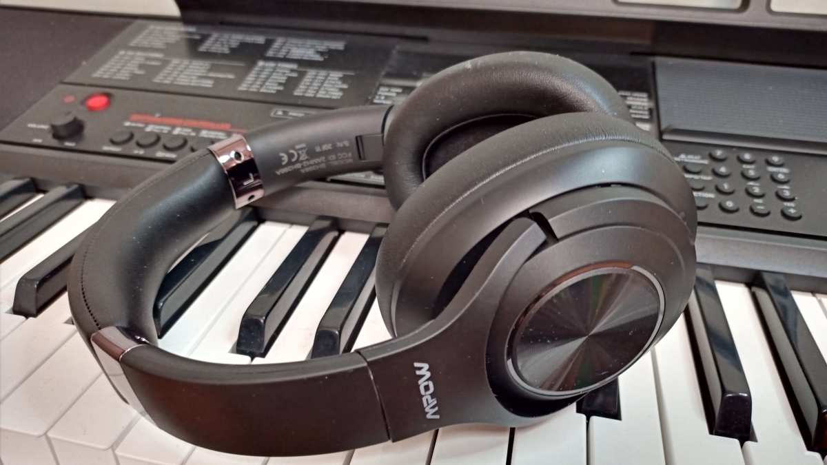 mpow h21 hybrid noise cancelling headphones