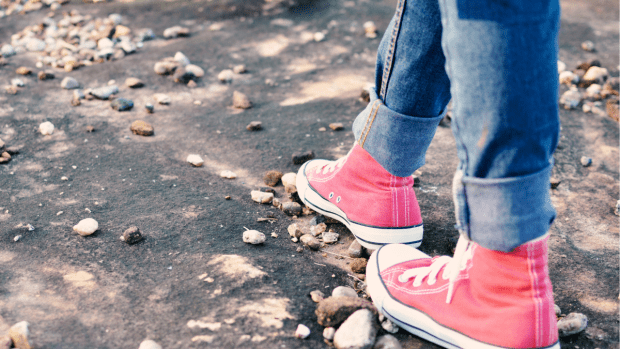 Little Girl Tired of Walking Decides She’s Just Going to Live on the ...