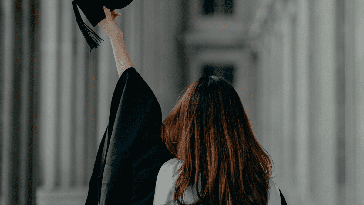 What to Wear Under a Graduation Gown - HubPages