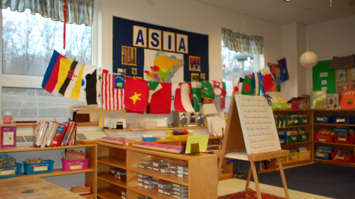 The ADHD Child and the Montessori Classroom - Owlcation