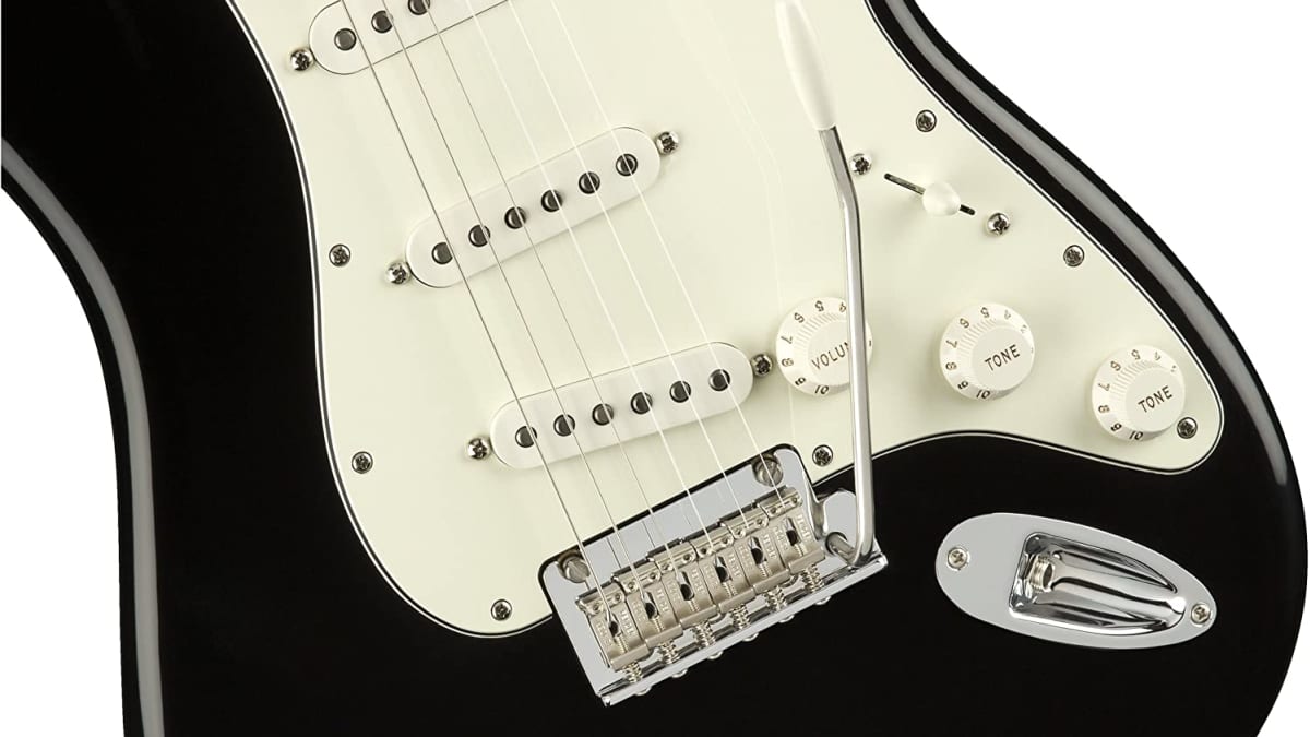 Fender Player Series Stratocaster HSS Electric Guitar Review