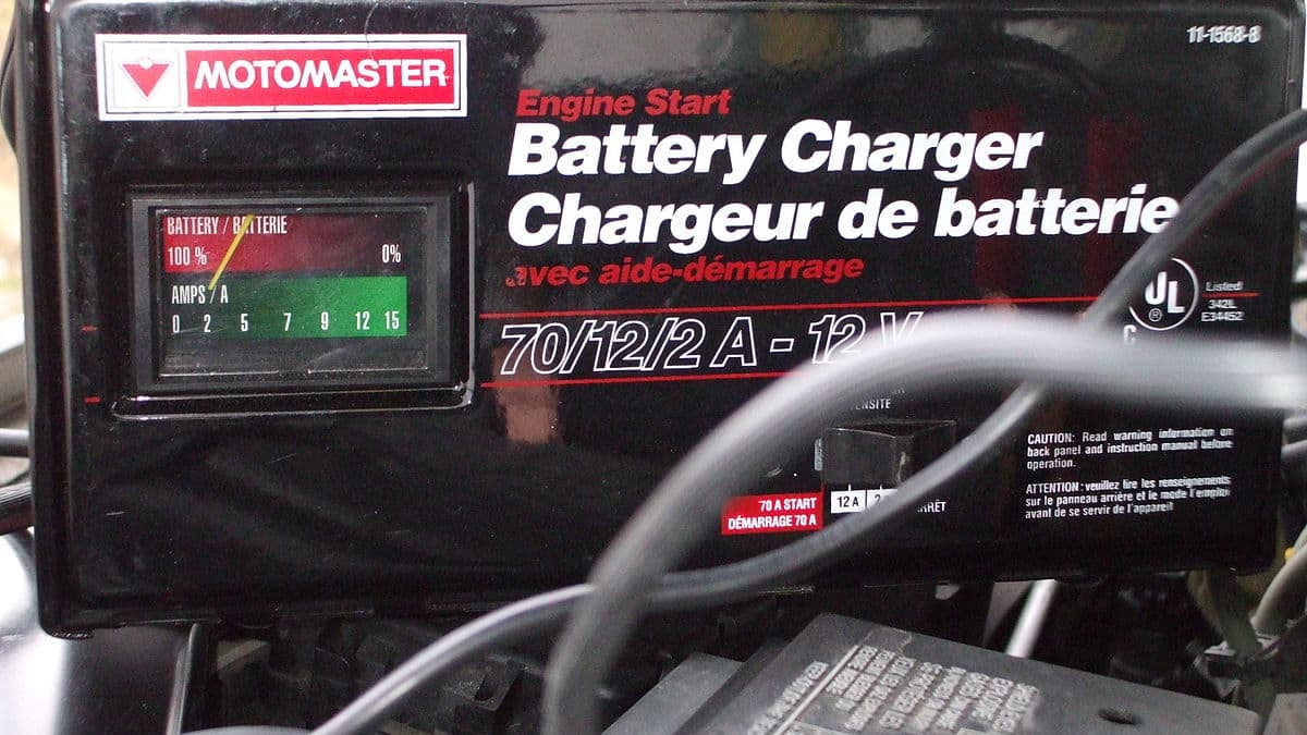 Using a Battery Maintainer or Trickle Charger HubPages