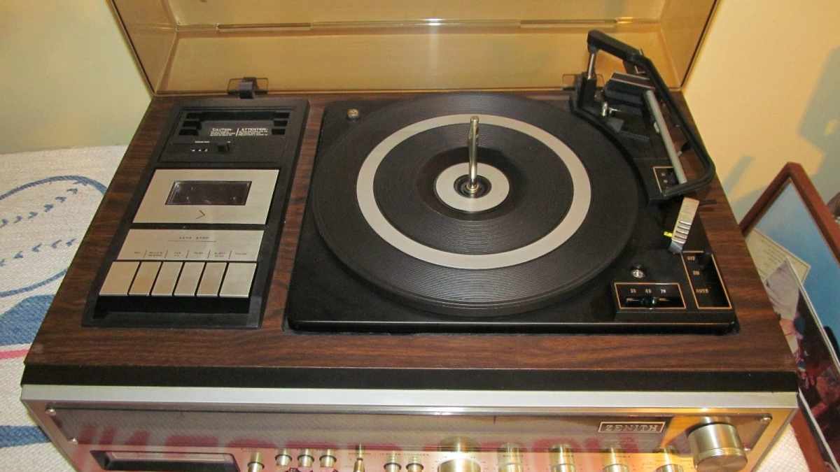 The Zenith Integrated Stereo System Model IS-4041 - HubPages