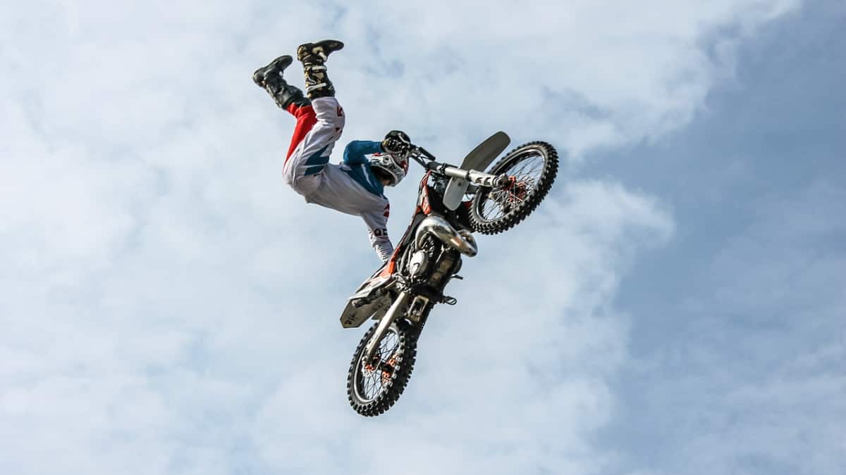 その他 World's Most: Death-Defying Stunts [DVD] Amazon.com: The World's Most Insane Motorcycle Crashes: Get Off
