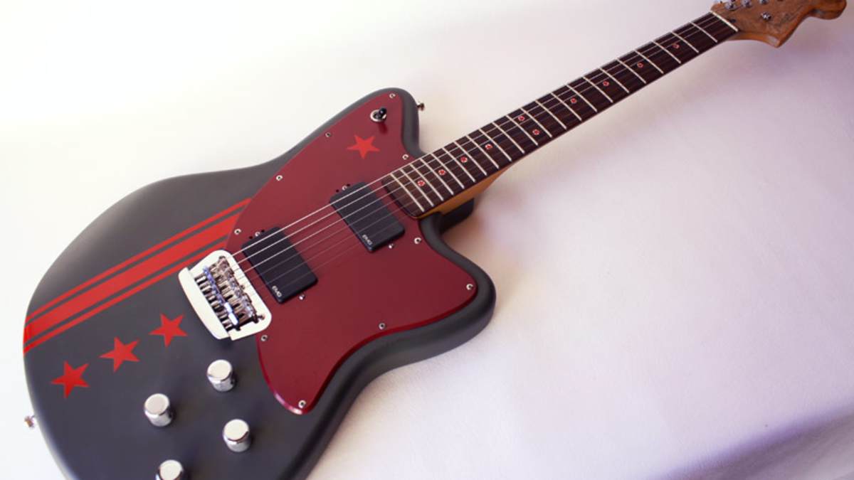 the-fender-toronado-guitars.jpg