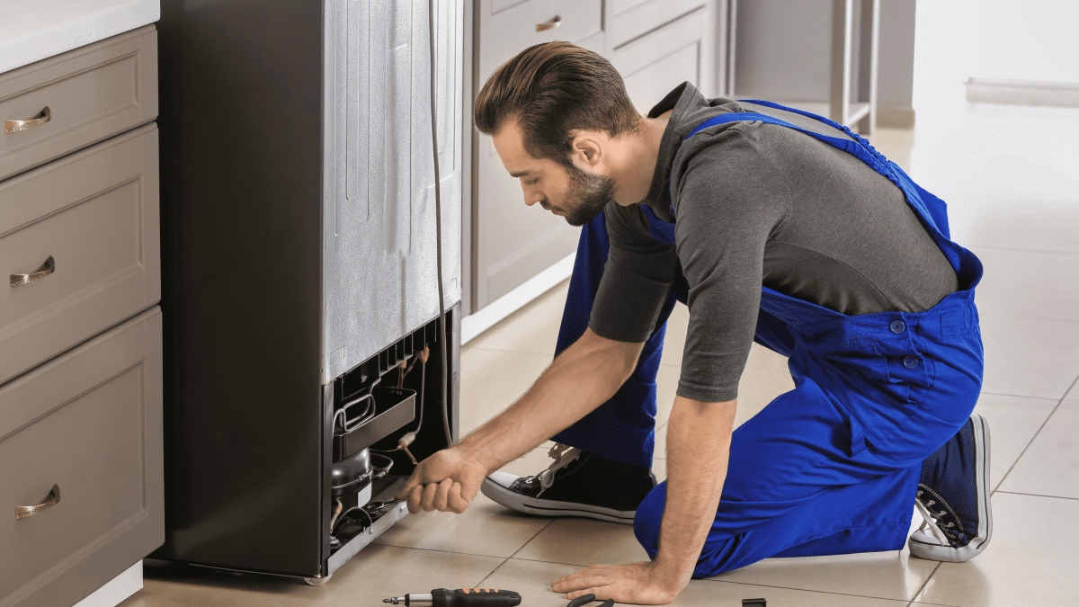 Fridge freezer 2024 leaking water