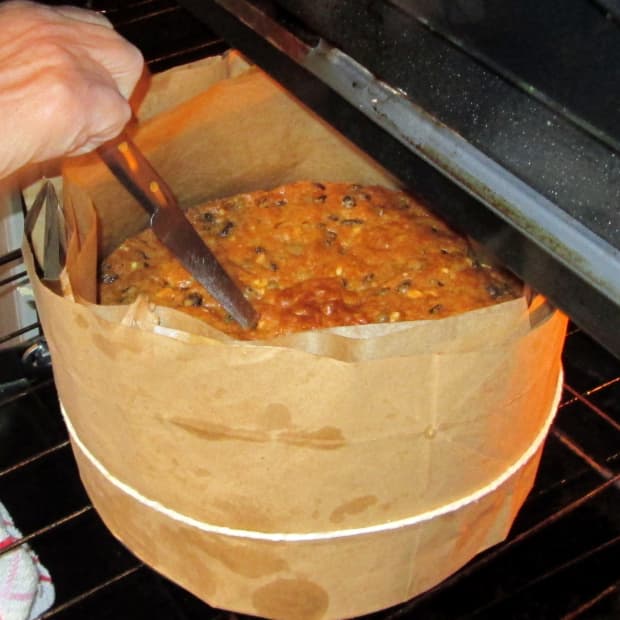 recipe-for-a-christmas-cake-how-to-bake-make-fruit-cakes-recipes-making-ingredients-cook