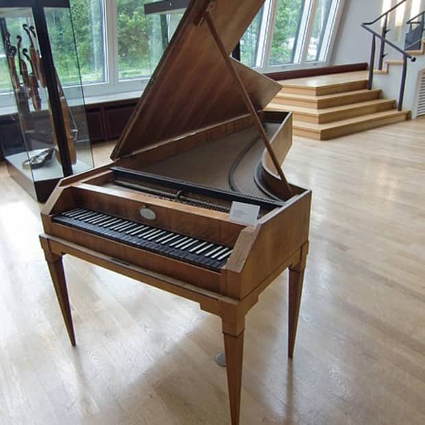 whats-the-pianos-real-name-pianoforte-or-fortepiano
