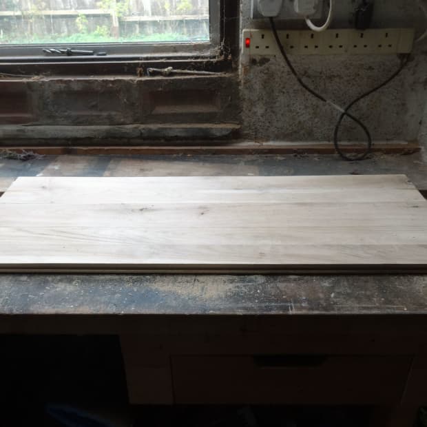 making-an-oak-panel-from-strips-of-oak