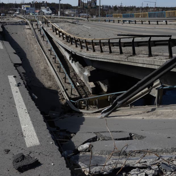 the-dire-consequences-of-failing-infrastructure-in-america