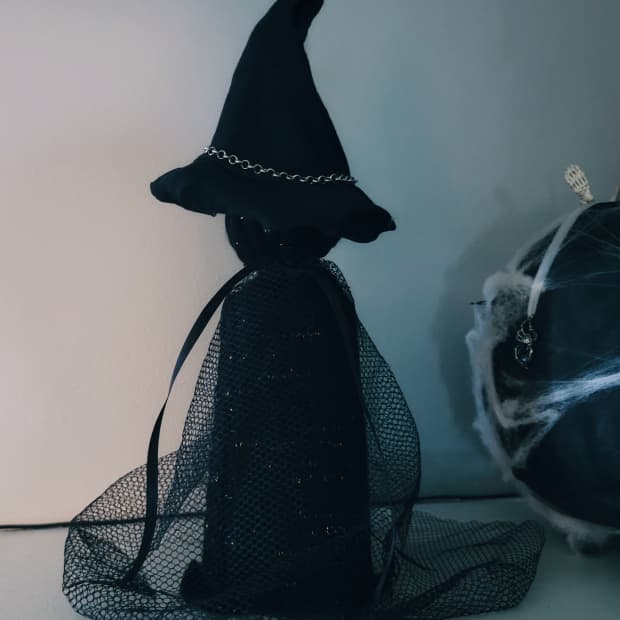 witch-figurine