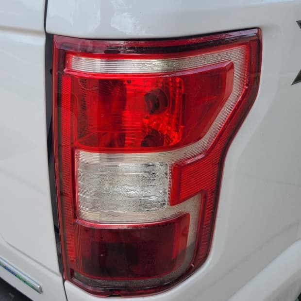 how-to-replace-a-2018-ford-f150-rear-tail-light