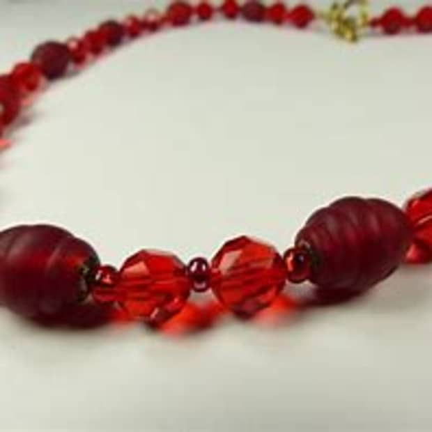 why-did-you-keep-the-necklace
