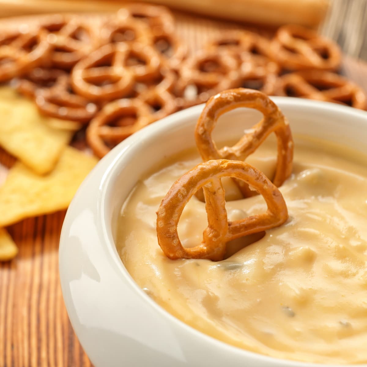 Soft Pretzel Dip Snack Bar