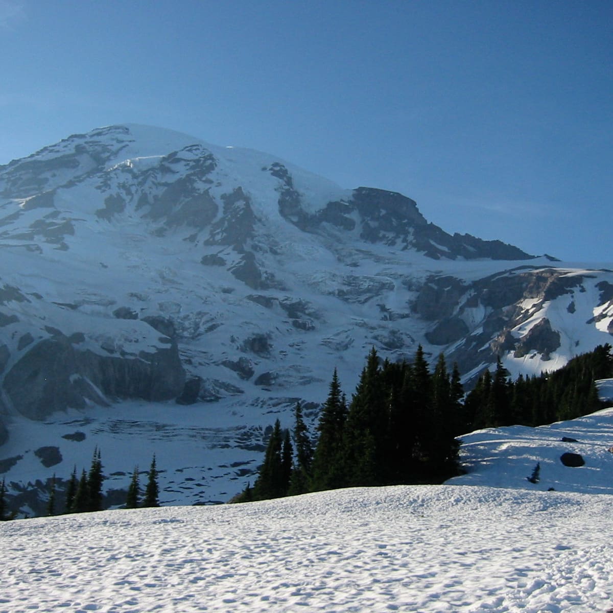 The Dangers Of Climbing Mt Rainier Skyaboveus