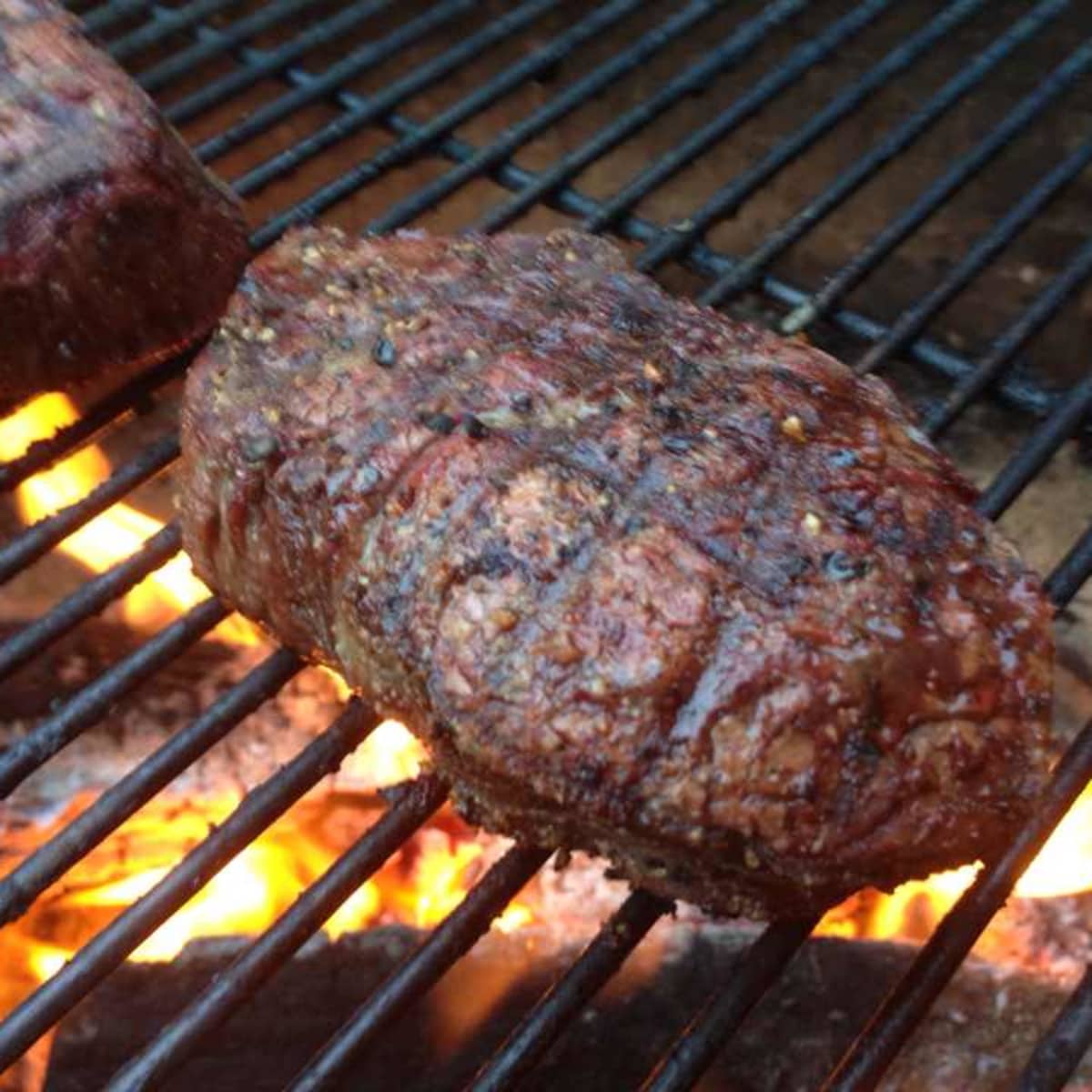Reverse-Seared Filets Mignons on a Gas Grill? 