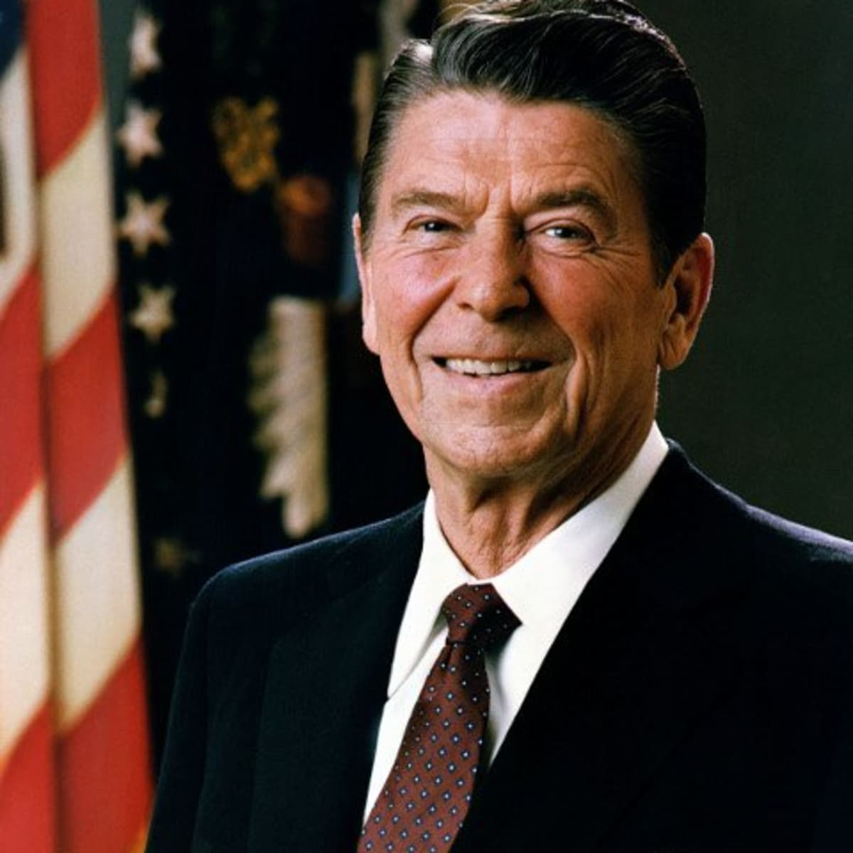 21 Reasons Why Ronald Reagan Was a Terrible President - Soapboxie
