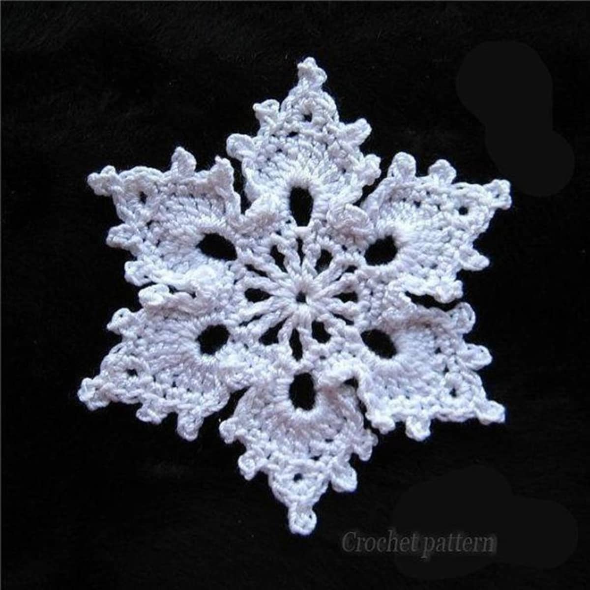 Crochet Tiny Snowflakes  Crochet christmas snowflakes, Free crochet  snowflake patterns, Crochet christmas ornaments free