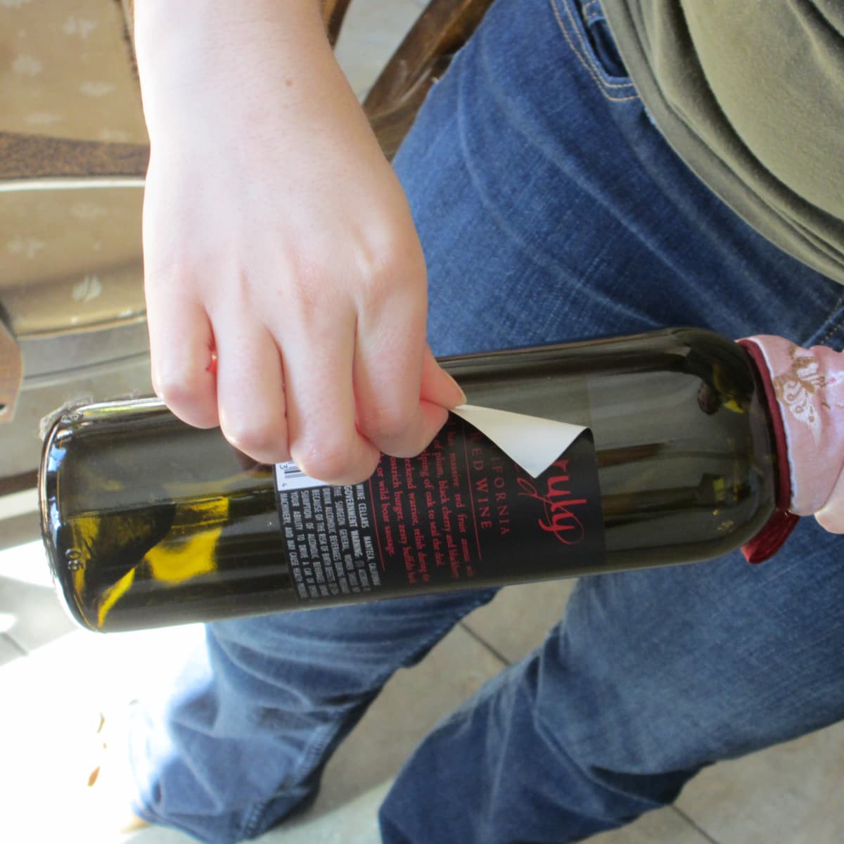 how to remove wine labels for art and scrapbooking