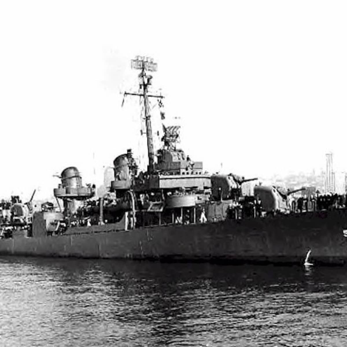 World War II History: Destroyer USS Johnston Attacks Battleships