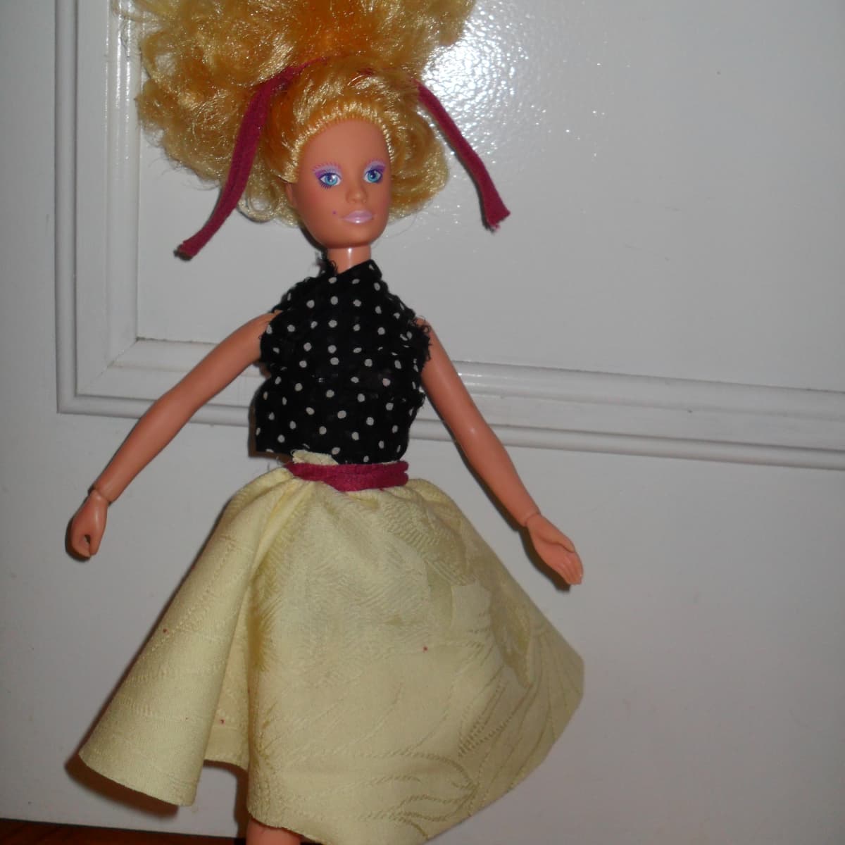 How to Make No-Sew Doll Clothes for Barbies and More! - FeltMagnet