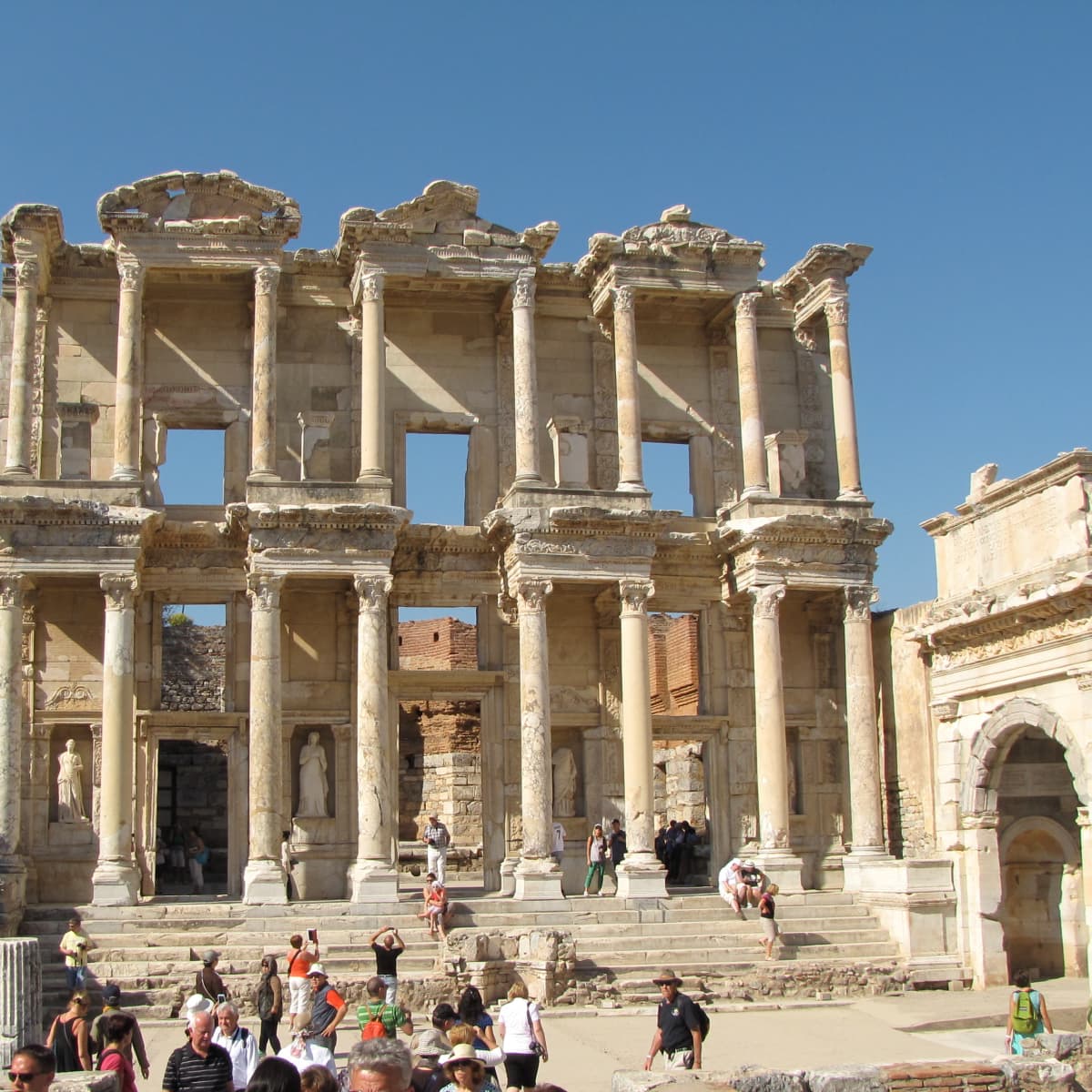 Visiting Ancient Ephesus Turkey Wanderwisdom