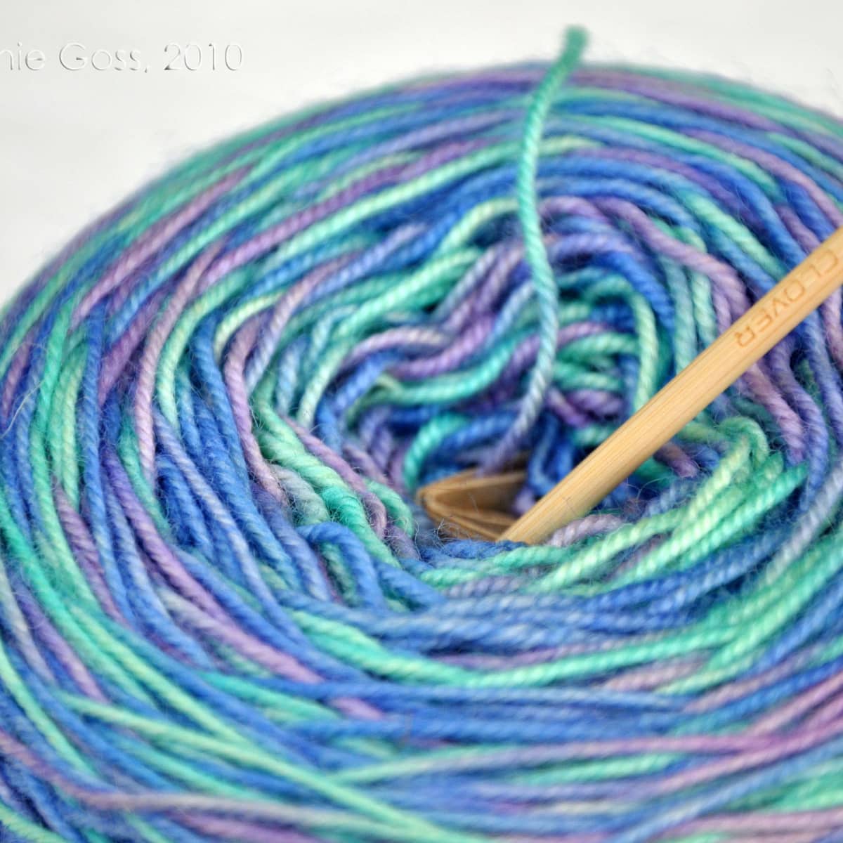 Two Ways to Soften Your Stiff and Scratchy Acrylic Yarn - FeltMagnet