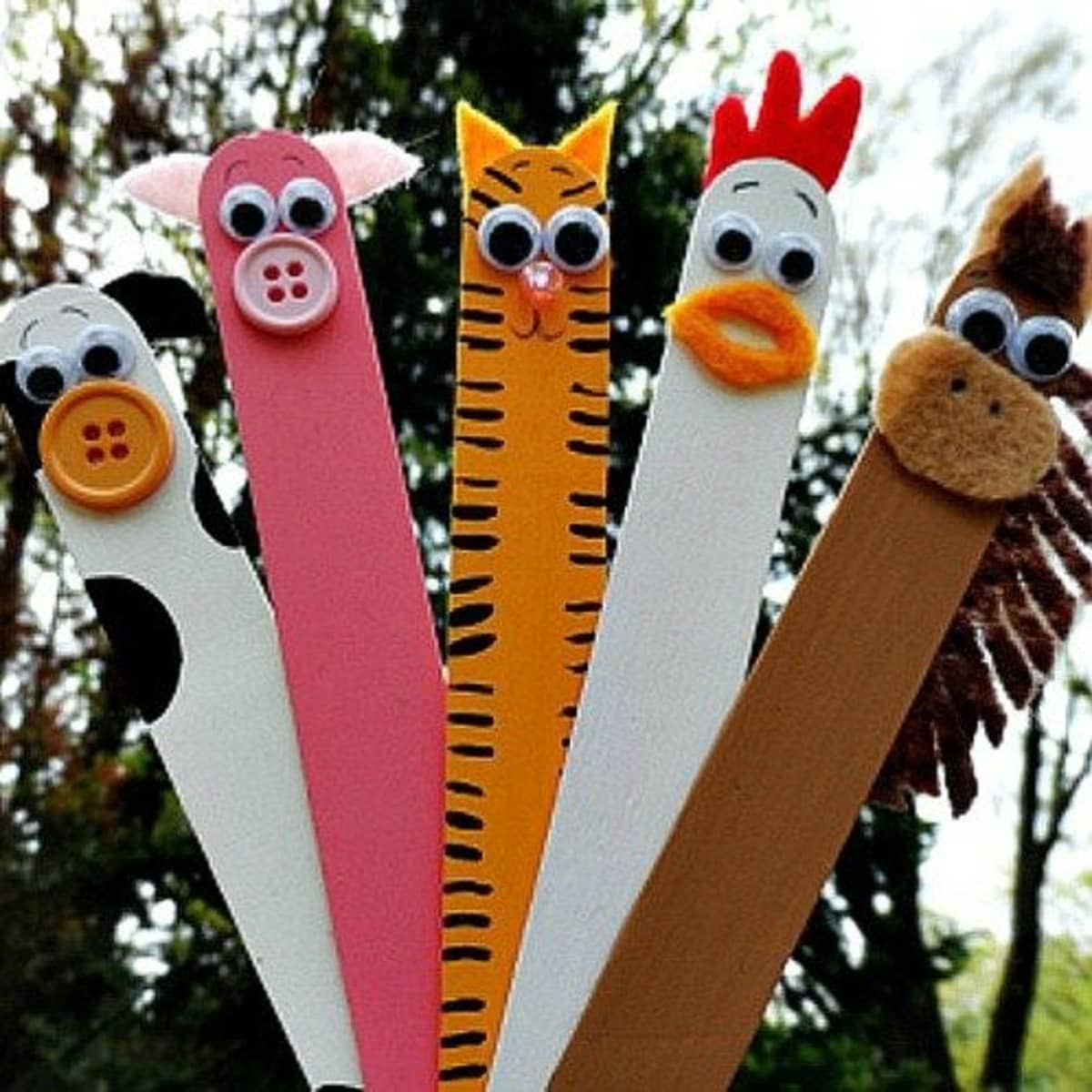 Back To School Popsicle Stick Easel  Kids Crafts