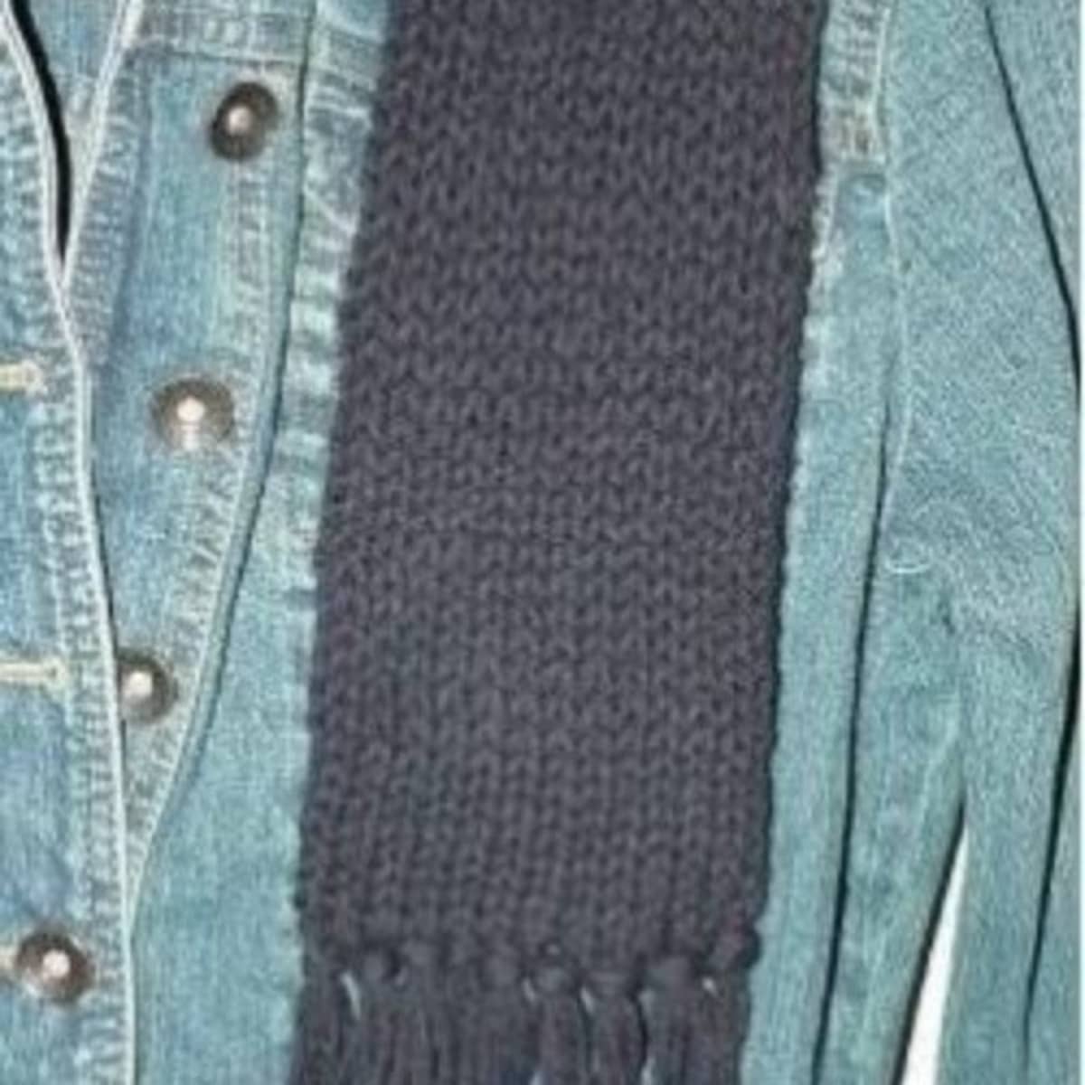 Knotty Scarf -- a loom knit pattern