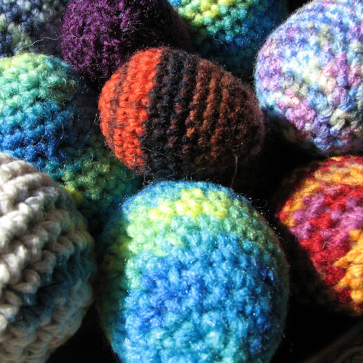 How to Make Custom Crochet Chair Socks (Free Crochet Pattern) - FeltMagnet