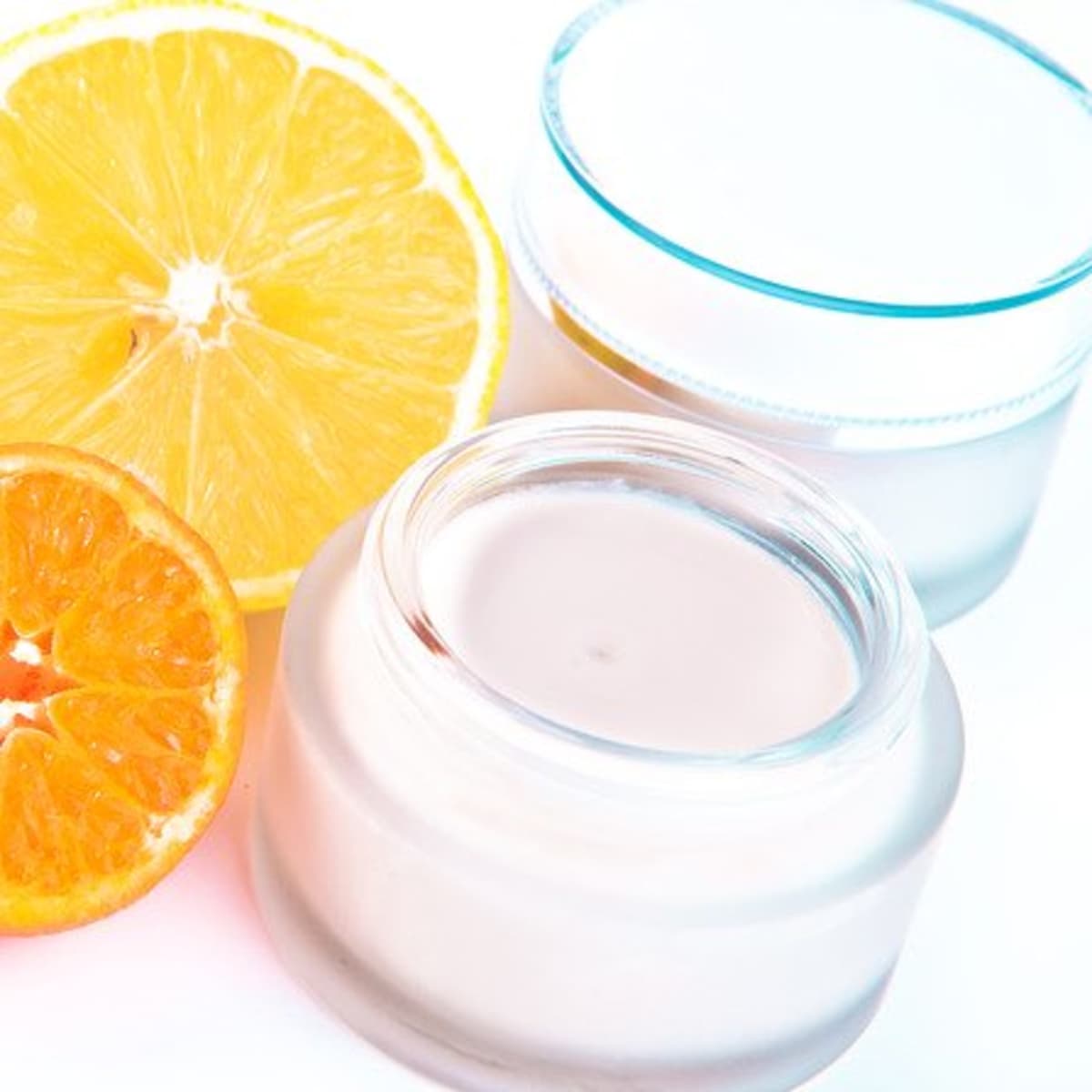 Can Lemon Juice Really Lighten Skin? - Bellatory