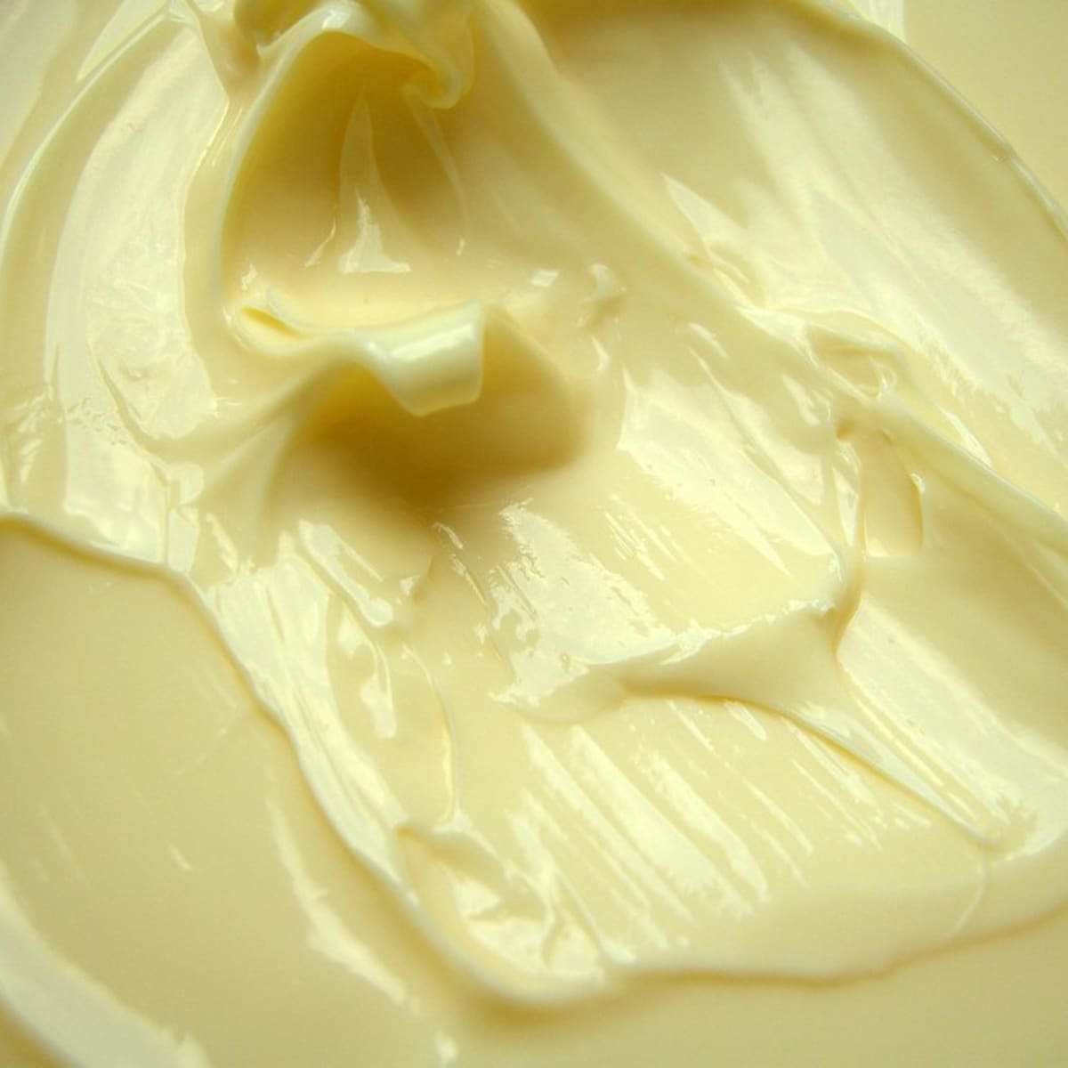 How to Make Whipped Body Butter that is NOT Greasy!!