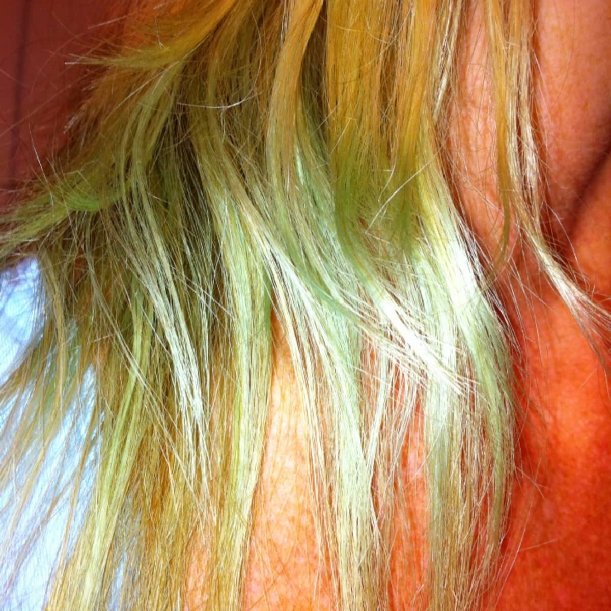 How to Fix Blonde Hair That Has Turned Green - Bellatory