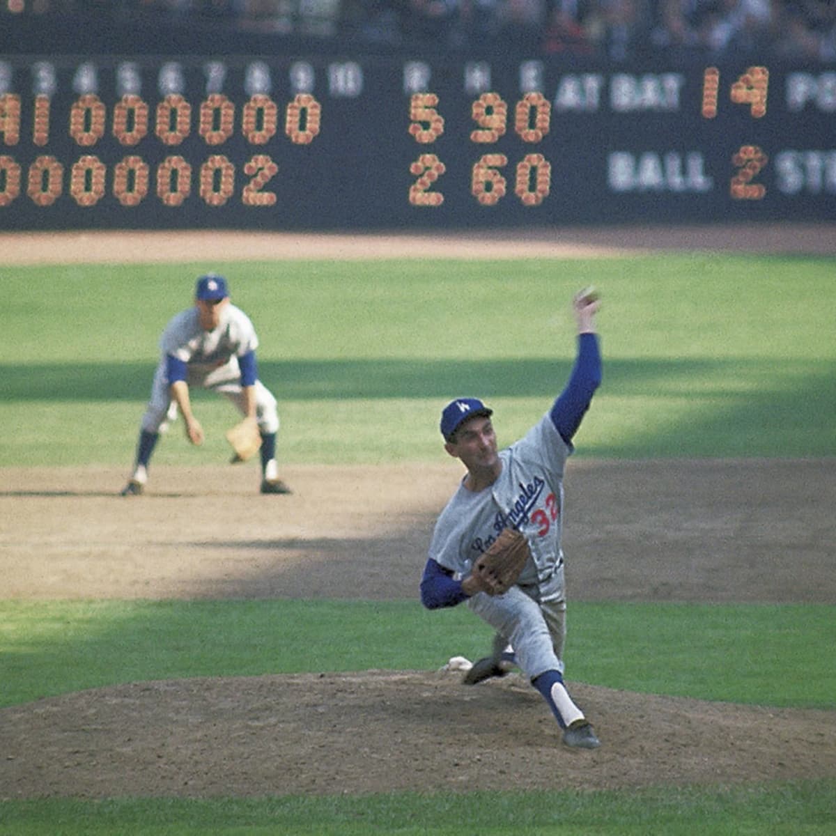 Book excerpt: In 1965, Sandy Koufax, with his “inflated tire” of an elbow,  had one of his greatest seasons - The Athletic