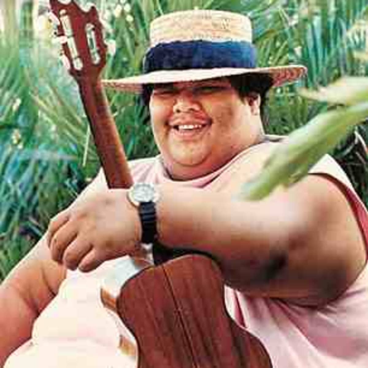 Mathis Siege Salme Israel Kamakawiwo'ole: The Hawaiian with the Golden Voice. - HubPages