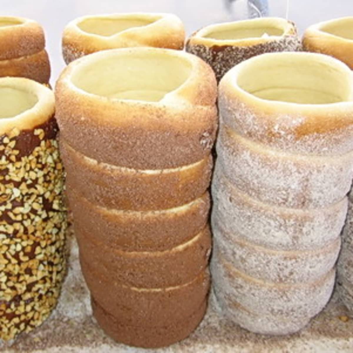 Hungarian Chimney Cake Recipe (Kürtőskalács)